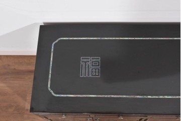 中古　美品　高級品　螺鈿装飾と引き出し収納が充実したローボード　(R-085288)