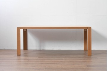 中古　イトーキ(ITOKI)　明るくすっきりとした印象のシンプルなダイニングテーブル　定価推定約22万円　(R-085291)