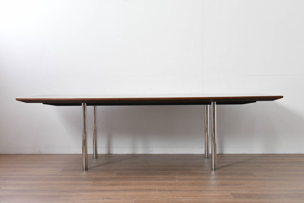 中古　希少な廃番品　イトーキ(ITOKI)　ロイヤルボート型　木目の美しい大型ミーティングテーブル　(R-085292)