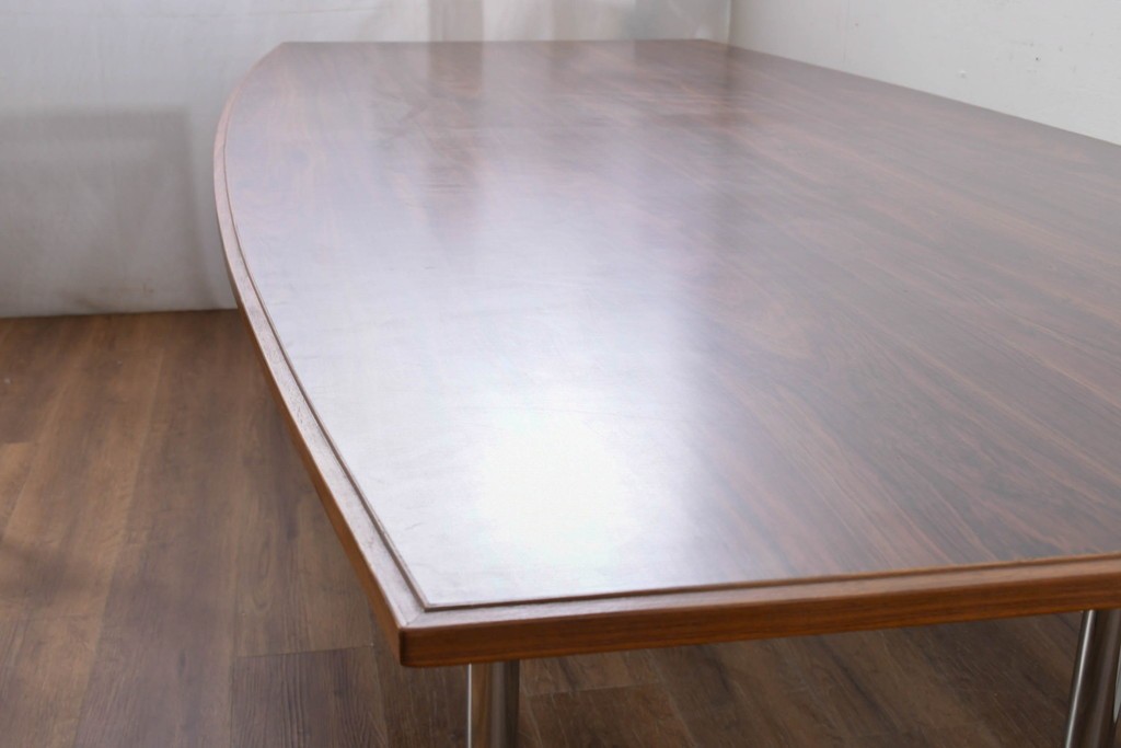 中古　希少な廃番品　イトーキ(ITOKI)　ロイヤルボート型　木目の美しい大型ミーティングテーブル　(R-085292)