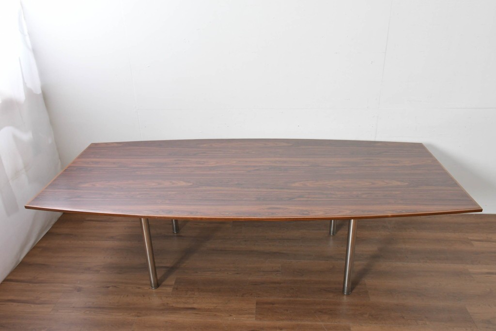 中古　希少な廃番品　イトーキ(ITOKI)　ロイヤルボート型　木目の美しい大型ミーティングテーブル　(R-085292)