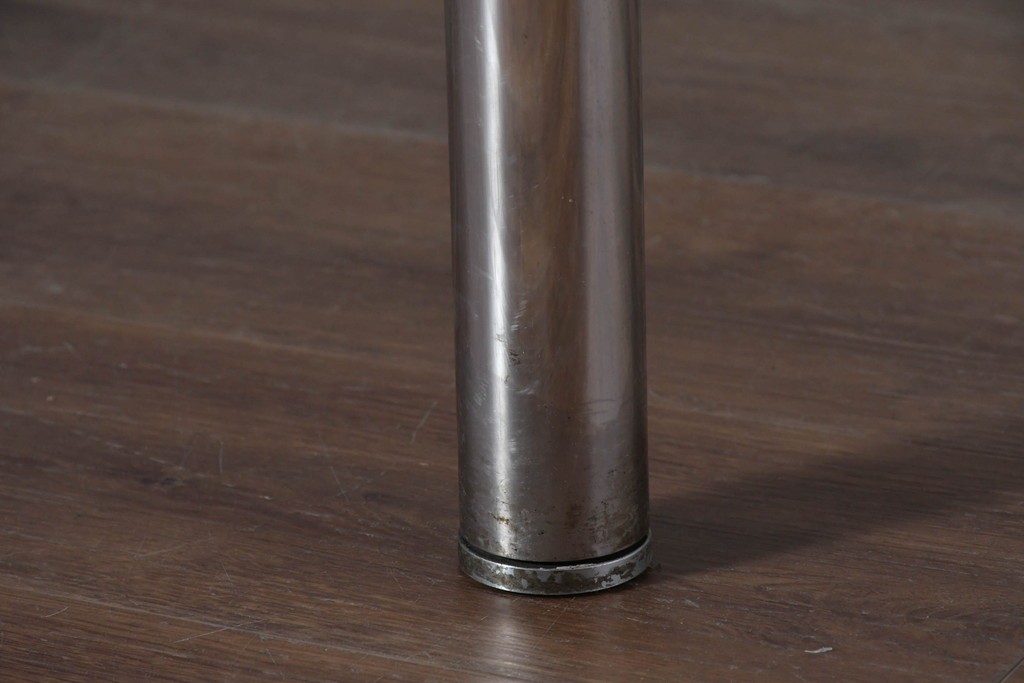 中古　希少な廃番品　イトーキ(ITOKI)　ロイヤルボート型　木目の美しい大型ミーティングテーブル　(R-085292)