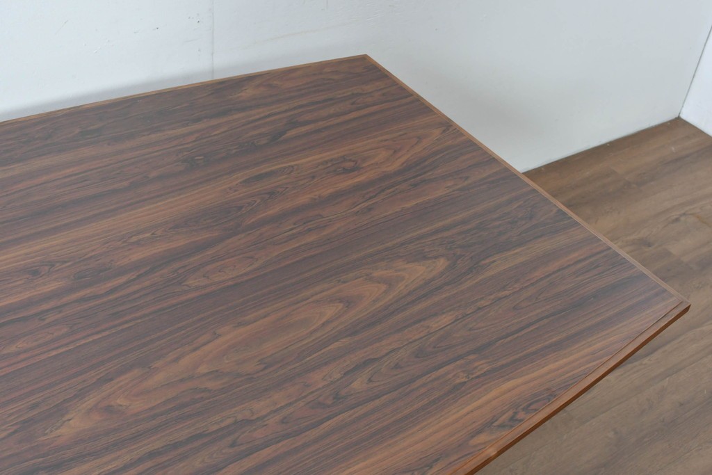 中古　希少な廃番品　イトーキ(ITOKI)　ロイヤルボート型　木目の美しい大型ミーティングテーブル　(R-085292)