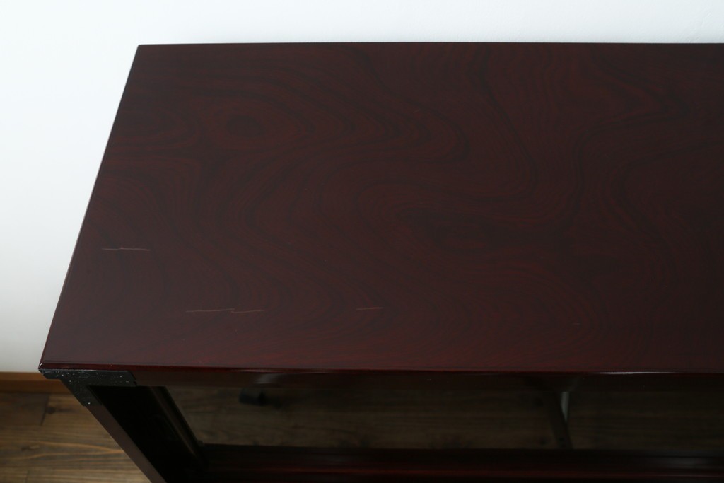 中古　美品　二本松工藝館　田中家具　金具装飾が格調高い印象を与える観音開きの収納箪笥　定価約88万円　(R-085293)