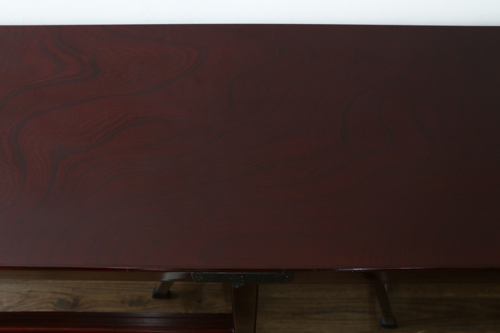 中古　美品　二本松工藝館　田中家具　金具装飾が格調高い印象を与える観音開きの収納箪笥　定価約88万円　(R-085293)