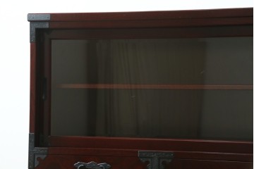 中古　美品　二本松工藝館　田中家具　金具装飾が格調高い印象を与える観音開きの収納箪笥　定価約88万円　(R-085293)