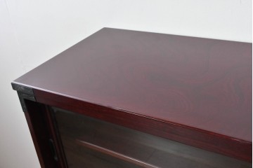 中古　美品　二本松工藝館　田中家具　金具装飾が格調高い印象を与える観音開きの収納箪笥　定価約88万円相当　(R-085293)