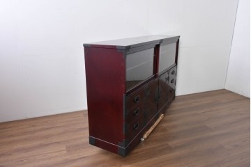 中古　美品　二本松工藝館　田中家具　金具装飾が格調高い印象を与える観音開きの収納箪笥　定価約88万円相当　(R-085293)