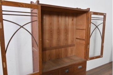 和製アンティーク　昭和初期　栗材　曲線意匠のガラス戸が味わい深い本箱　(R-085294)