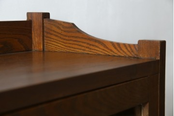 和製アンティーク　昭和初期　栗材　曲線意匠のガラス戸が味わい深い本箱　(R-085294)