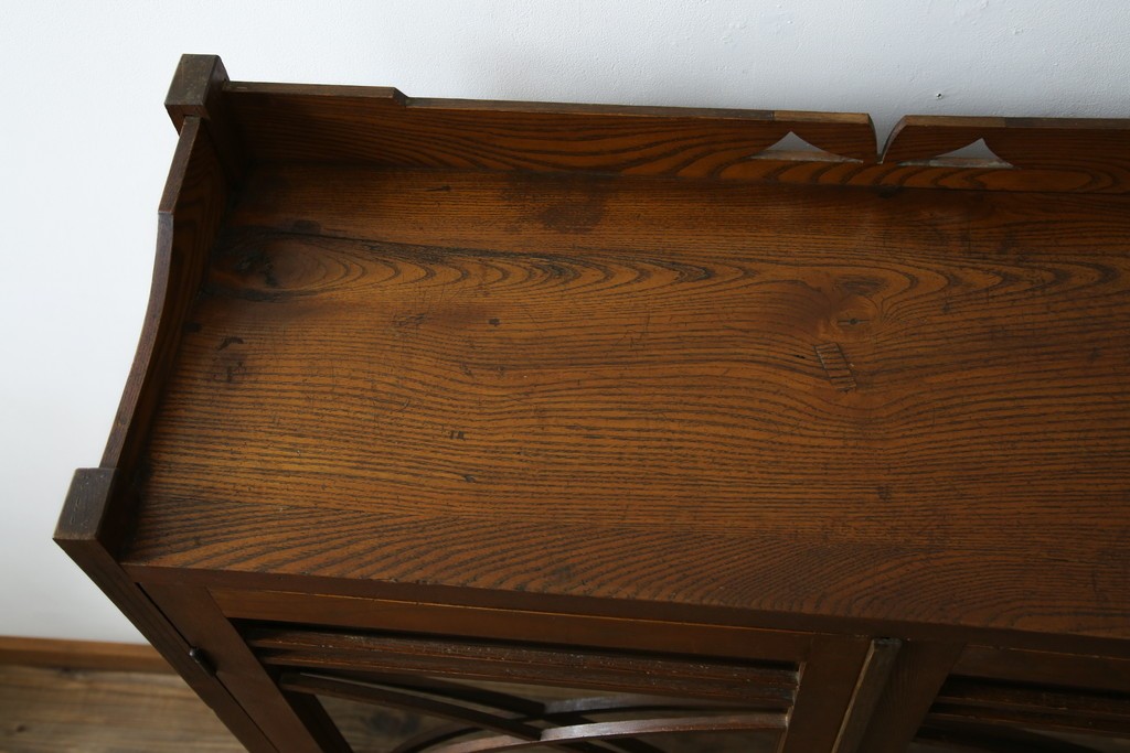 和製アンティーク　昭和初期　栗材　曲線意匠のガラス戸が味わい深い本箱　(R-085294)