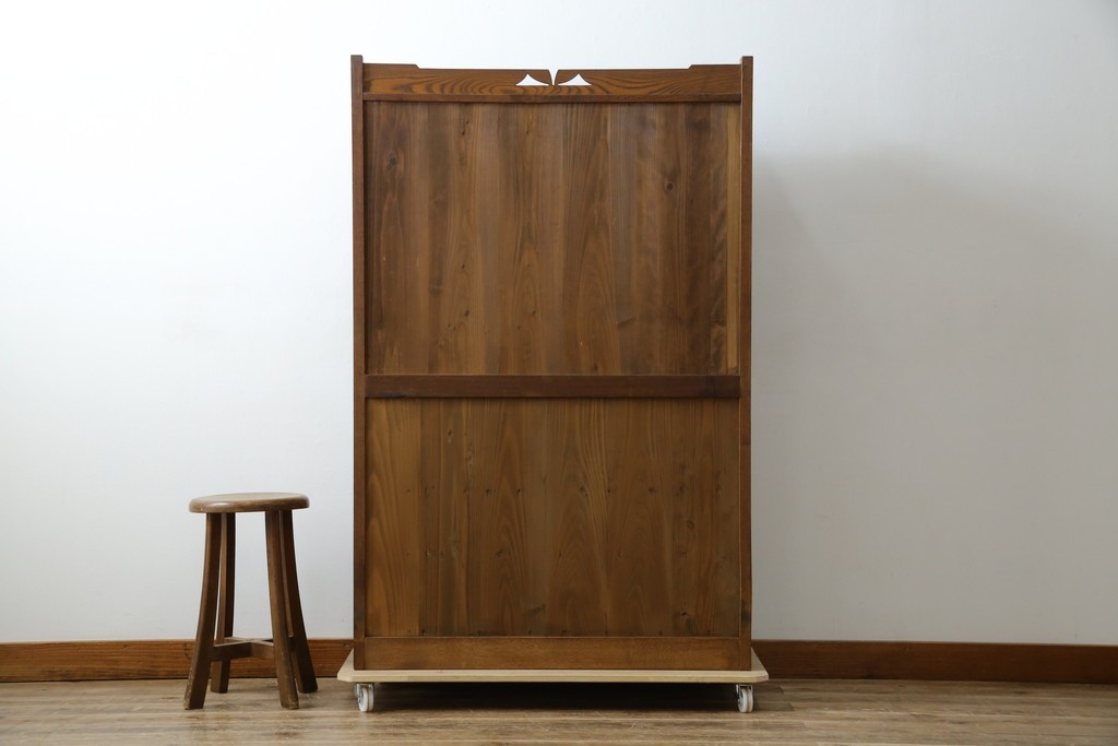 和製アンティーク　昭和初期　栗材　曲線意匠のガラス戸が味わい深い本箱　(R-085294)