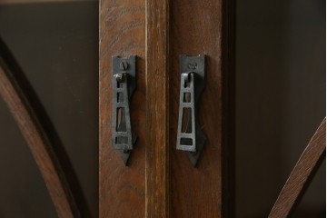 和製アンティーク　昭和初期　栗材　曲線意匠のガラス戸が味わい深い本箱　(R-085294)