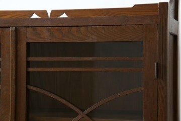 和製アンティーク　昭和初期　栗材　曲線意匠のガラス戸が味わい深い本箱　(R-085294)