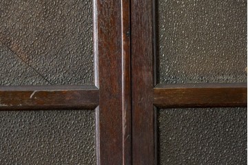 和製アンティーク　ナラ材の風合いが味わい深い二段重ね収納棚　(R-085295)