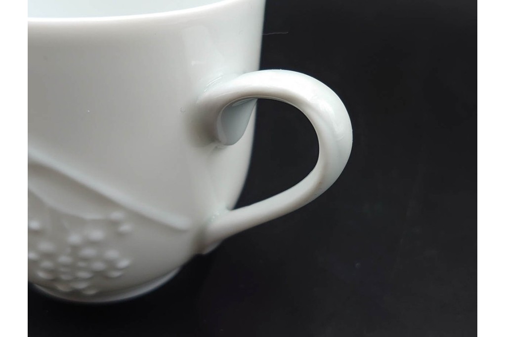 フランス　LIMOGES(リモージュ)　Philippe Deshoulieres(フィリップ デズリエ)　上質な白磁のコーヒーカップ&ソーサー6客セット　(R-085298)