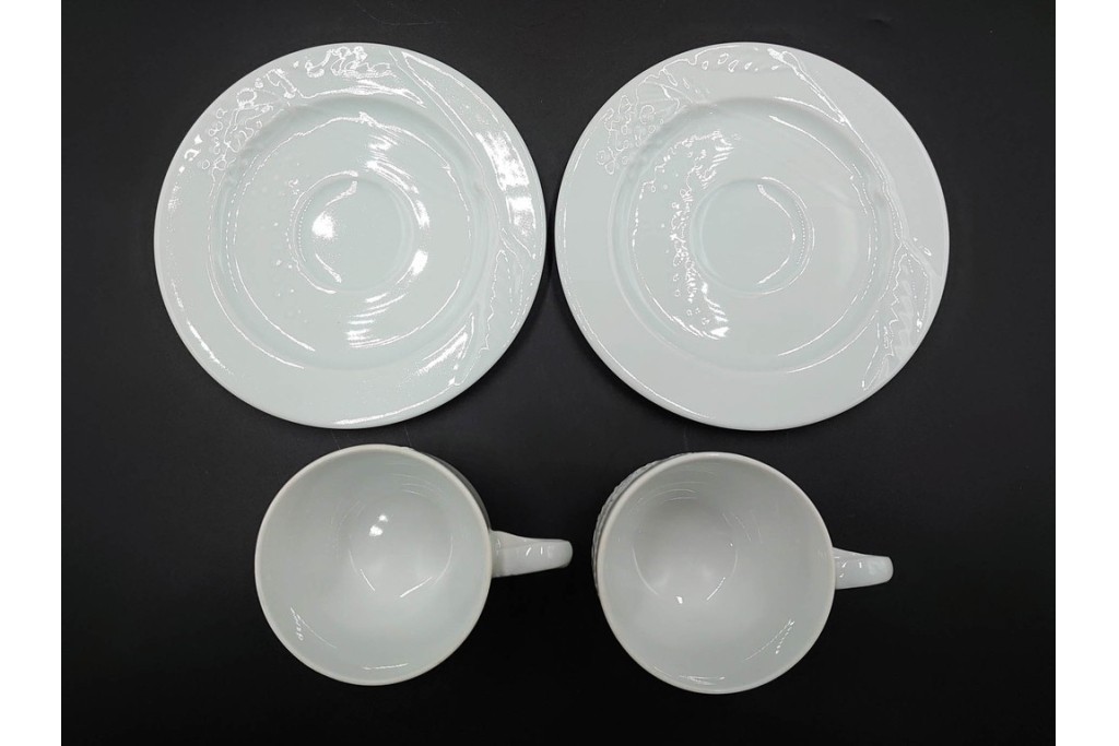 フランス　LIMOGES(リモージュ)　Philippe Deshoulieres(フィリップ デズリエ)　上質な白磁のコーヒーカップ&ソーサー6客セット　(R-085298)