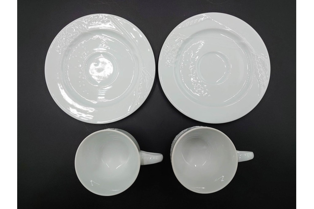 フランス　LIMOGES(リモージュ)　Philippe Deshoulieres(フィリップ デズリエ)　上質な白磁のコーヒーカップ&ソーサー6客セット　(R-085298)