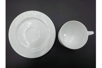 フランス　LIMOGES(リモージュ)　Philippe Deshoulieres(フィリップ デズリエ)　上質な白磁のコーヒーカップ&ソーサー6客セット　(R-085298)