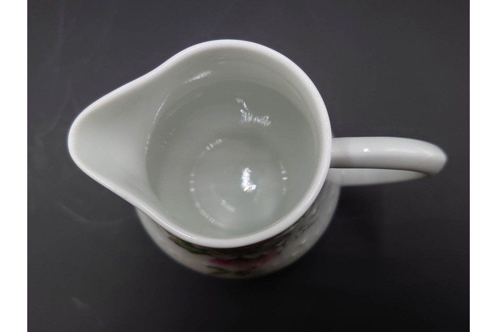 フランス　 LIMOGES(リモージュ) 　Georges Boyer(ジョルジュ・ボワイエ)　 Eglantine(エグラン)　花の図柄が優雅なポット・クリーマー・シュガーポットセット　 (R-085300)