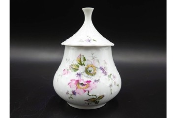 フランス　 LIMOGES(リモージュ) 　Georges Boyer(ジョルジュ・ボワイエ)　 Eglantine(エグラン)　花の図柄が優雅なポット・クリーマー・シュガーポットセット　 (R-085300)