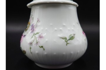 フランス　 LIMOGES(リモージュ) 　Georges Boyer(ジョルジュ・ボワイエ)　 Eglantine(エグラン)　花の図柄が優雅なポット・クリーマー・シュガーポットセット　 (R-085300)