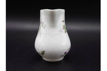 フランス　 LIMOGES(リモージュ) 　Georges Boyer(ジョルジュ・ボワイエ)　 Eglantine(エグラン)　花の図柄が優雅なポット・クリーマー・シュガーポットセット　 (R-085300)