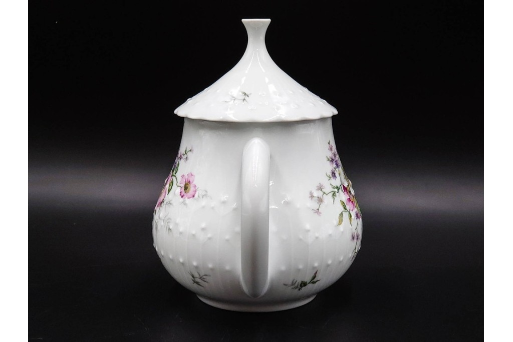 フランス　 LIMOGES(リモージュ) 　Georges Boyer(ジョルジュ・ボワイエ)　 Eglantine(エグラン)　花の図柄が優雅なポット・クリーマー・シュガーポットセット　 (R-085300)