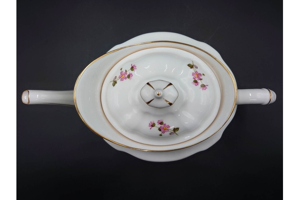 イギリス　ROYAL CROWN DERBY(ロイヤルクラウンダービー)　ポジー　花束文様が愛らしいティーポット・シュガーポット・クリーマーセット　(R-085301)