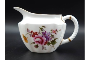 イギリス　ROYAL CROWN DERBY(ロイヤルクラウンダービー)　ポジー　花束文様が愛らしいティーポット・シュガーポット・クリーマーセット　(R-085301)