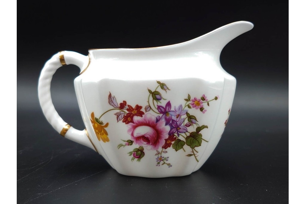 イギリス　ROYAL CROWN DERBY(ロイヤルクラウンダービー)　ポジー　花束文様が愛らしいティーポット・シュガーポット・クリーマーセット　(R-085301)