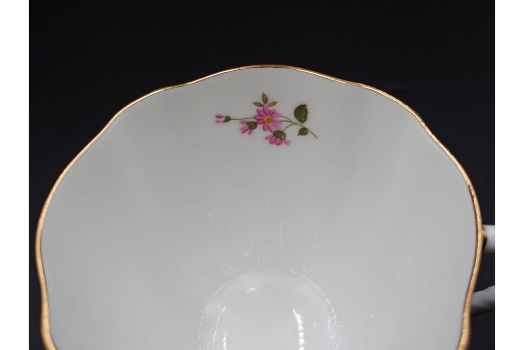 イギリス　ROYAL CROWN DERBY(ロイヤルクラウンダービー)　ポジー　花束文様が愛らしいトリオ2客セット　(R-085302)