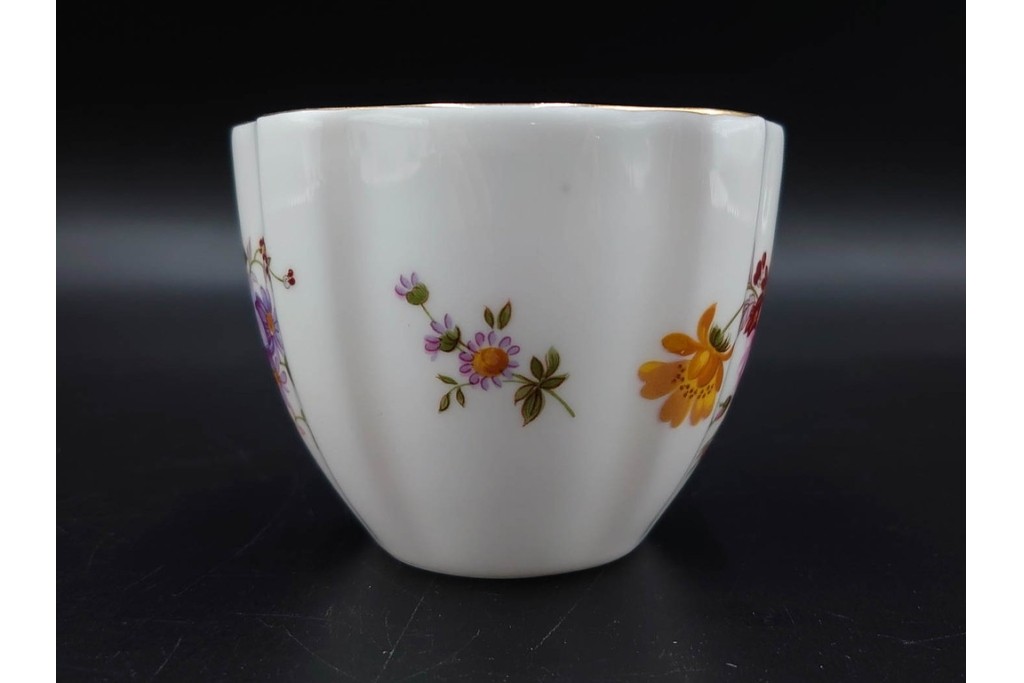 イギリス　ROYAL CROWN DERBY(ロイヤルクラウンダービー)　ポジー　花束文様が愛らしいトリオ2客セット　(R-085302)