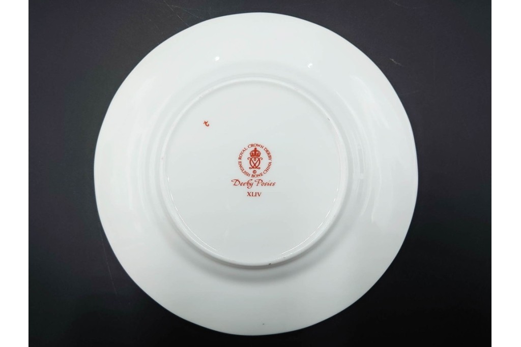 イギリス　ROYAL CROWN DERBY(ロイヤルクラウンダービー)　ポジー　花束文様が愛らしいトリオ2客セット　(R-085302)