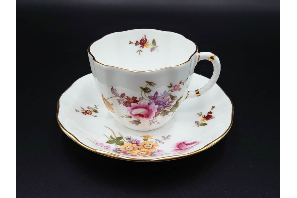 イギリス　ROYAL CROWN DERBY(ロイヤルクラウンダービー)　ポジー　花束文様が愛らしいトリオ2客セット　(R-085302)