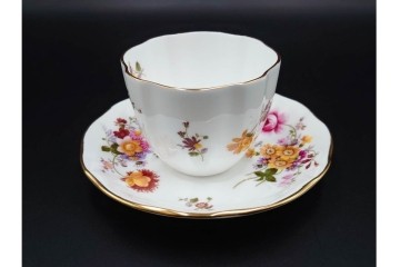 イギリス　ROYAL CROWN DERBY(ロイヤルクラウンダービー)　ポジー　花束文様が愛らしいトリオ2客セット　(R-085302)