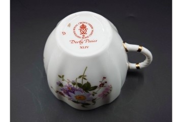 イギリス　ROYAL CROWN DERBY(ロイヤルクラウンダービー)　ポジー　花束文様が愛らしいトリオ2客セット　(R-085302)