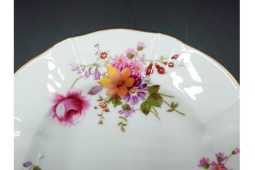 イギリス　ROYAL CROWN DERBY(ロイヤルクラウンダービー)　ポジー　花束文様が愛らしいトリオ5客セット　(R-085303)