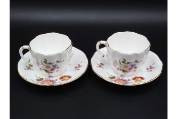 イギリス　ROYAL CROWN DERBY(ロイヤルクラウンダービー)　ポジー　花束文様が愛らしいトリオ5客セット　(R-085303)