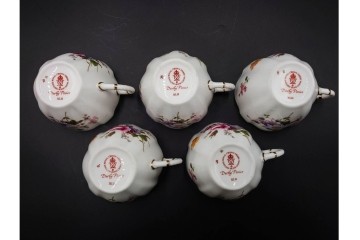 イギリス　ROYAL CROWN DERBY(ロイヤルクラウンダービー)　ポジー　花束文様が愛らしいトリオ5客セット　(R-085303)