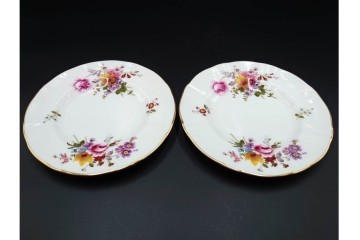 イギリス　ROYAL CROWN DERBY(ロイヤルクラウンダービー)　ポジー　花束文様が愛らしいトリオ5客セット　(R-085303)