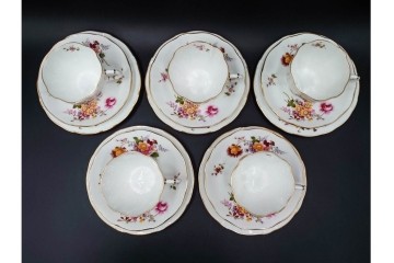 イギリス　ROYAL CROWN DERBY(ロイヤルクラウンダービー)　ポジー　花束文様が愛らしいトリオ5客セット　(R-085303)