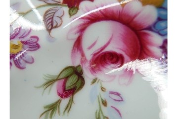 イギリス　ROYAL CROWN DERBY(ロイヤルクラウンダービー)　ポジー　花束文様が愛らしいトリオ5客セット　(R-085303)