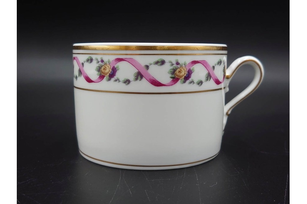 イタリア　Richard Ginori(リチャードジノリ)　インペロジュリエッタ　ピンクリボンと小花柄が可憐なトリオ4客セット　(R-085304)