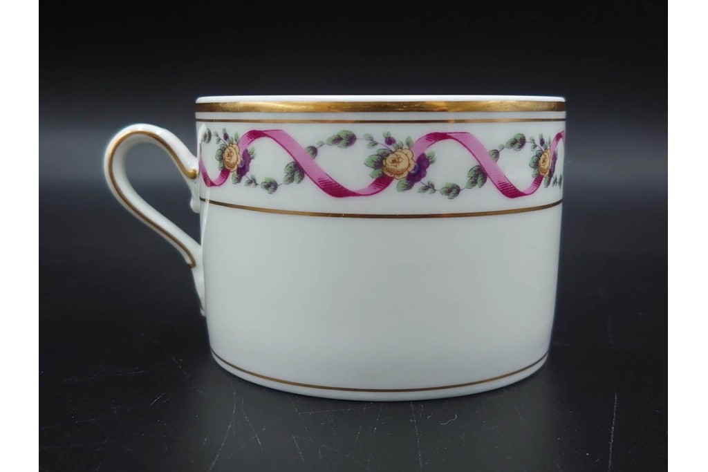 イタリア　Richard Ginori(リチャードジノリ)　インペロジュリエッタ　ピンクリボンと小花柄が可憐なトリオ4客セット　(R-085304)