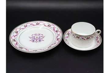 イタリア　Richard Ginori(リチャードジノリ)　インペロジュリエッタ　ピンクリボンと小花柄が可憐なトリオ4客セット　(R-085304)