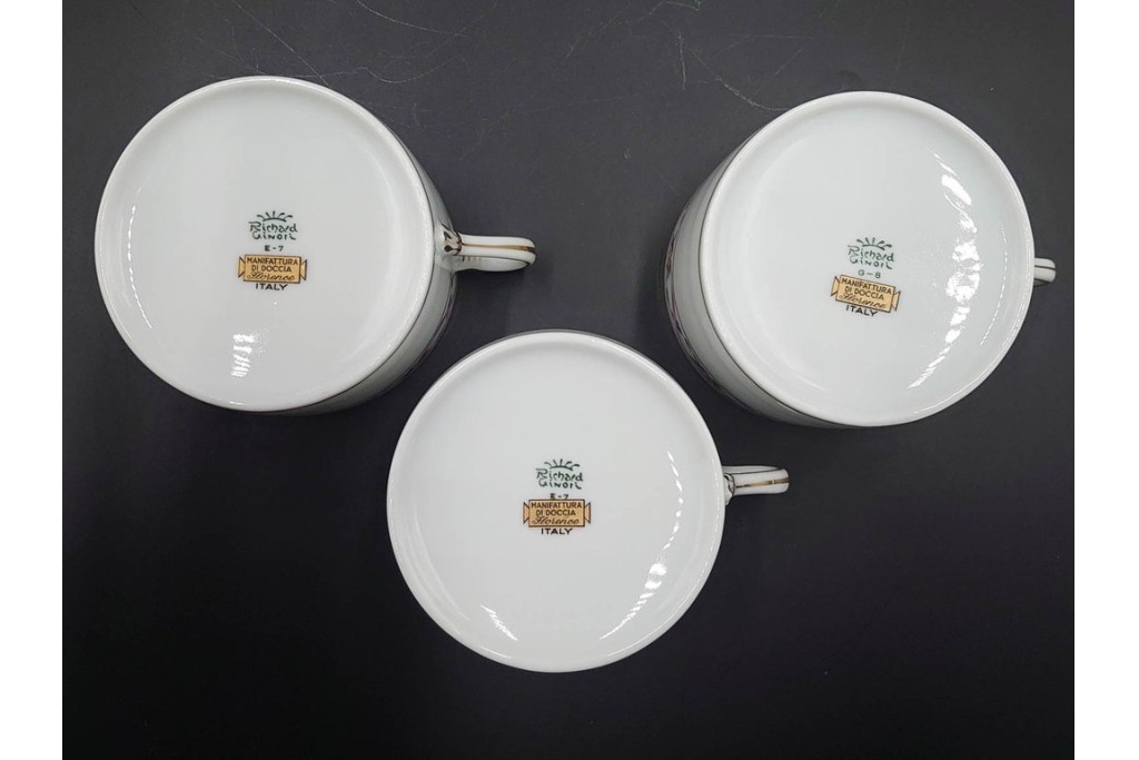 イタリア　Richard Ginori(リチャードジノリ)　インペロジュリエッタ　ピンクリボンと小花柄が可憐なトリオ3客セット　(R-085305)