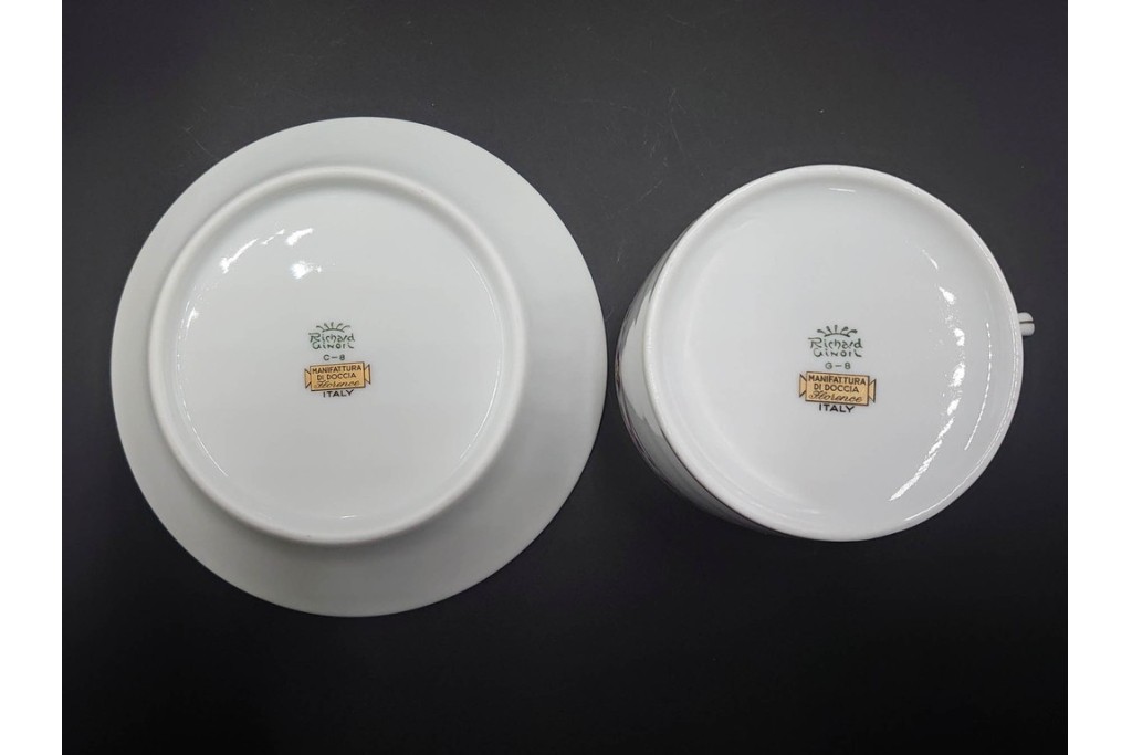 イタリア　Richard Ginori(リチャードジノリ)　インペロジュリエッタ　ピンクリボンと小花柄が可憐なトリオ3客セット　(R-085305)