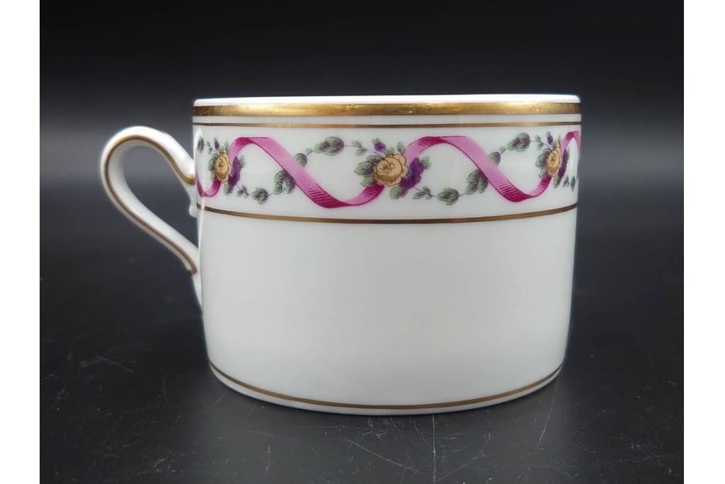 イタリア　Richard Ginori(リチャードジノリ)　インペロジュリエッタ　ピンクリボンと小花柄が可憐なトリオ3客セット　(R-085305)