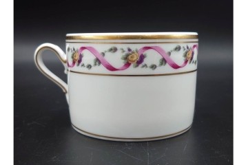 イタリア　Richard Ginori(リチャードジノリ)　インペロジュリエッタ　ピンクリボンと小花柄が可憐なトリオ3客セット　(R-085305)